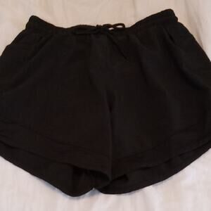 0 to 5 Women's Large Classic Black Athletic Shorts